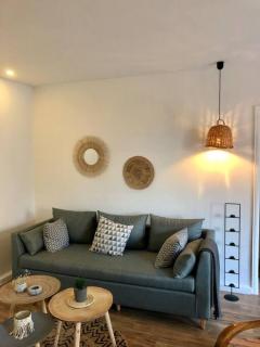 Lovely 2 Bedroom in Gemmayze - Beirut - 9