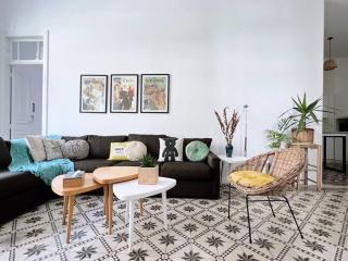 Vintage Apt 4BR Mar Mikhael - 6