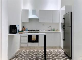 Vintage Apt 4BR Mar Mikhael - 4
