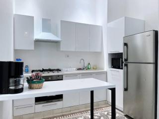 Vintage Apt 4BR Mar Mikhael - 3