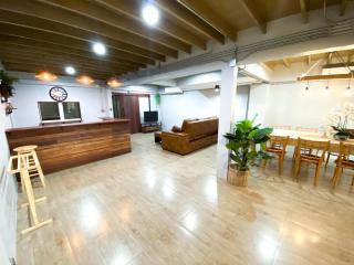 3BR entire house next to Skytrain(BTS) and Subway(MRT) Chatuchak - Bang O - 3