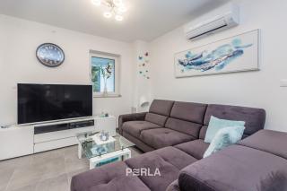 House MIRABELLE with heated Pool in Nerezine on Losinj island - 5