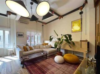 Designer 1BR apt in Gemmayze - Beirut - 8
