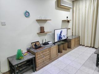Riverbank Suites Kuching Waterfront - Kuching - 5
