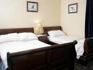 The Ken Bridge Hotel & Campsite - New Galloway - 2