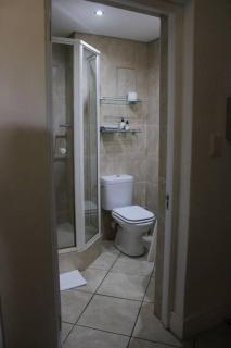 Contemporary Central Apartment by ARPA Hospitalities - 8