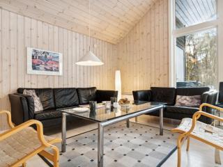 Holiday Home Ellynor - 600m from the sea by Interhome - Neksø - 7