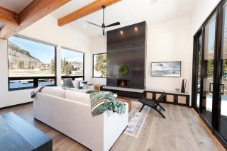 Twilight - 210 Tacoma Drive - 5