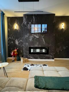 LV Luxury Apart - One minute away from train station - Predeal - 2