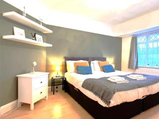 Seaside House Lancing with Parking - Lancing - 0