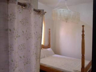 Kalifonia Guest House - 1