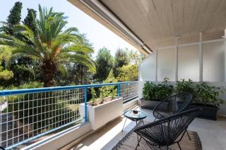 Beachfront apartment in Voula w/balcony - Athens - 8