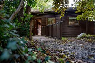 Heron Lodge with Hot-tub - 2