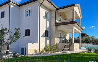 Gorgeous Home In Rojci With Kitchen - Kaštelir (Castellier) - 8