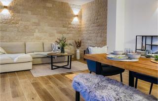 Gorgeous Home In Rojci With Kitchen - 5
