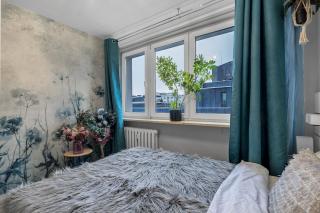 Central 2-Bedroom Apartment - Balcony, City View, Top Location - by Rentujemy - Varsavia - 4