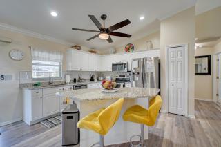 Canal-Front Cape Coral Home with Saltwater Pool! - Matlacha - 2