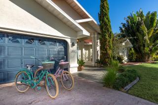 Adventure awaits with Heated Pool, Kayaks, Pool Table, & Private Beach - Villa Las Palmas - Cape Coral - 7