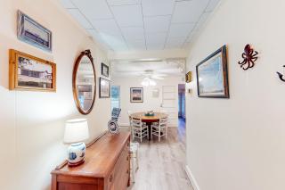 Coastal Cottage - 3