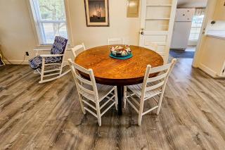 Coastal Cottage - 1