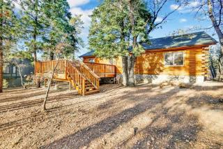 Crescenta Pines Resort Log Cabin~ Hot Tub~ Games~ - 5