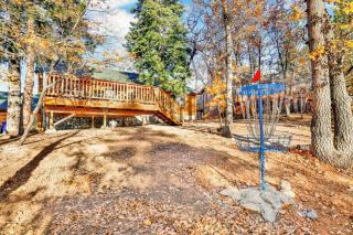 Crescenta Pines Resort Log Cabin~ Hot Tub~ Games~ - 6