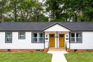 Luxurious 1-Bedroom Apartment - 6