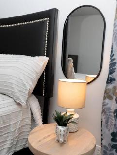 Luxurious 1-Bedroom Apartment - 2