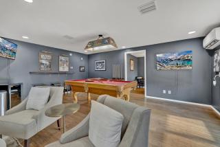 Henley-Lux Tiny Home-Hot Tub-Fire Pit - Fredericksburg - 2