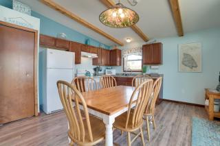 St. Ignace Cottage w/ Deck & Beach on Lake Huron! - 2