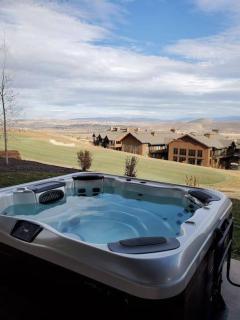 Spectacular Mountain views Year round! - 0