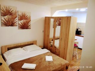 TAMPA STUDIO - Brasov - 0