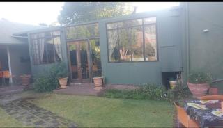 Buckleys Guesthouse - Smithfield - 8