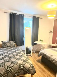 Large room with two bed in central london - Londra - 1