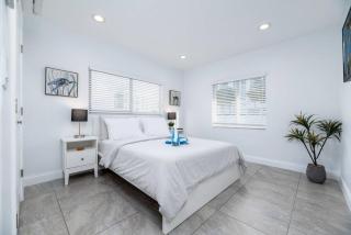 Bayshore Breeze Free Parking 9 - Fort Lauderdale - 9