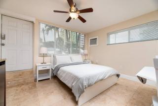 Ocean Breeze Free Parking Apt 1 - Fort Lauderdale - 4