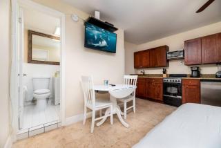 Ocean Breeze Free Parking Apt 1 - Fort Lauderdale - 8