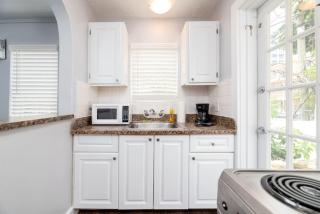 Ocean Breeze Free Parking Apt 5 - Fort Lauderdale - 4