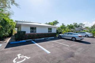 Short Walk to Wilton Drive Apt1 - Fort Lauderdale - 4