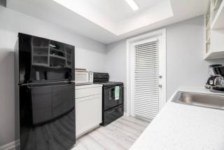Short Walk to Wilton Drive Apt2 - Fort Lauderdale - 1