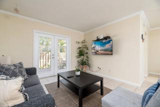 Short Walk to Wilton Drive Apt3 - Fort Lauderdale - 1