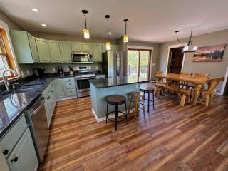 ML As Seen on TV home SPECTACULAR scenery beach AC outdoor kitchen fire pit Weddings - Carroll - 1