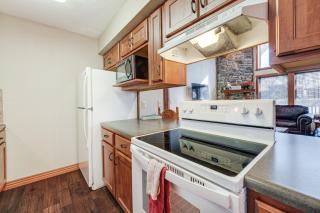 Families Welcome! Branson Resort-Style Getaway - 1