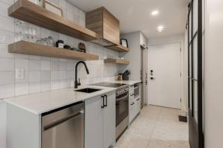 Luxurious & Modern Tremblant Loft Pool&Spa Access - 3