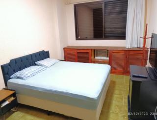 Apto Pitangueiras - 3 quartos, 2 vagas, 4 banheiros, Cozinha completa, 2 minutos da praia - Guarujá - 3