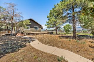 Charming and Tranquil Oasis, Stylish 2 bedroom 1 bathroom Getaway! - Elden Pueblo - 6