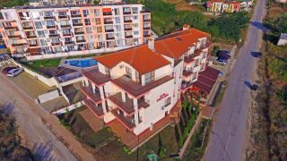 Svetlana Hotel - 1