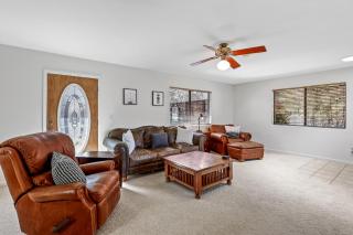 Captivating Continental Country Club Retreat with 4 BDR and Spacious deck! - Flagstaff - 8
