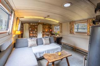Off-Grid Living on Spacious Widebeam - 2