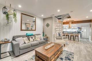 Family Home with Private Pool 24 Mi to Disney! - 4